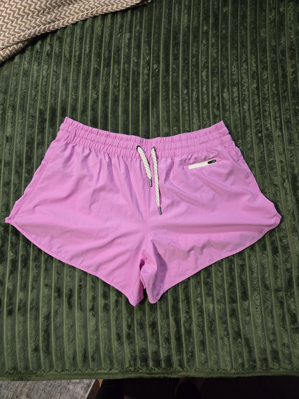 Vuori Women's Clementine 4 " Pink Athletic Drawstring Shorts